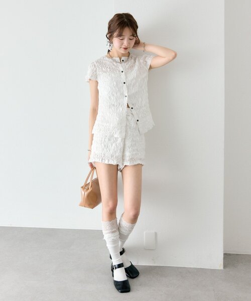 mystic（ミスティック）の「エアリーシャーリングブラウス（シャツ/ブラウス・レディース・ブラック/ブルー/オフホワイト・FREE）」の12枚目の写真