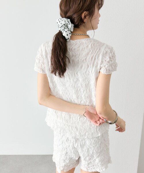 mystic（ミスティック）の「エアリーシャーリングブラウス（シャツ/ブラウス・レディース・ブラック/ブルー/オフホワイト・FREE）」の14枚目の写真