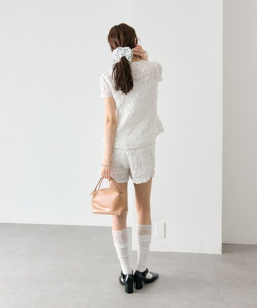 mystic（ミスティック）の「エアリーシャーリングブラウス（シャツ/ブラウス・レディース・ブラック/ブルー/オフホワイト・FREE）」の19枚目の写真