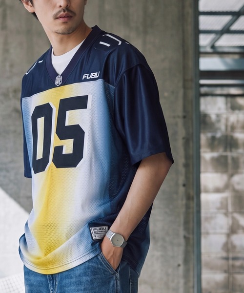 FUBU（ フブ）の「【FUBU/フブ】OG GRADATION GAME SHIRTS/OG グラデーションゲームシャツ（Tシャツ/カットソー・メンズ・ホワイト系/ブラック系/ネイビー系・XL/M/L）」の7枚目の写真