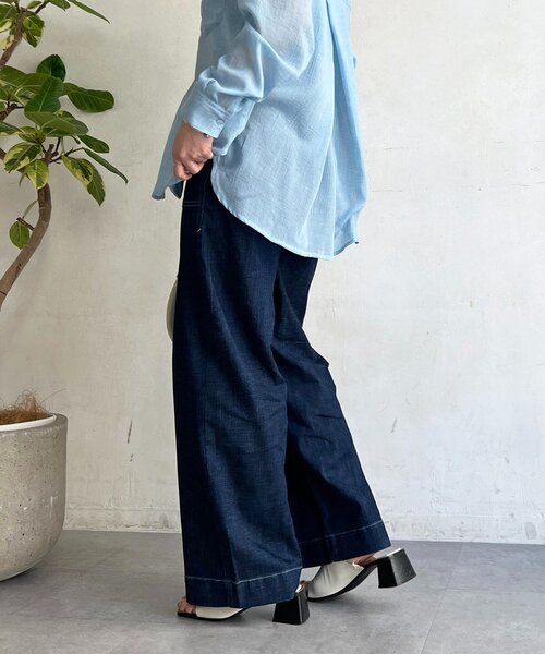 un dix cors(アンディコール)の「ストレート薄デニムパンツ(その他パンツ・レディース・サックスブルー/インディゴブルー・FREE)」の4枚目の写真