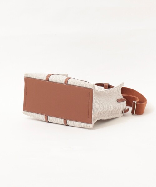 NOLLEY’S(ノーリーズ)の「【DeMAKER/ディメーカー】New vase medium bagキャンバストート(トートバッグ・レディース・ブラック/キャメル・FREE)」の4枚目の写真