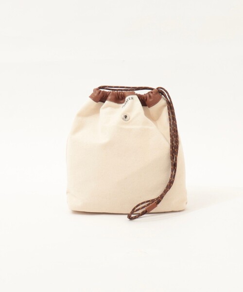 NOLLEY’S(ノーリーズ)の「【DeMAKER/ディメーカー】New vase medium bagキャンバストート(トートバッグ・レディース・ブラック/キャメル・FREE)」の6枚目の写真
