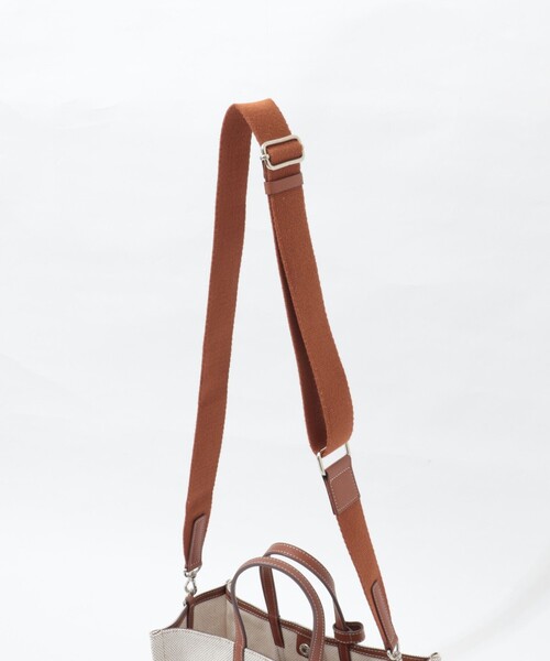 NOLLEY’S(ノーリーズ)の「【DeMAKER/ディメーカー】New vase medium bagキャンバストート(トートバッグ・レディース・ブラック/キャメル・FREE)」の7枚目の写真