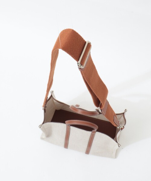 NOLLEY’S(ノーリーズ)の「【DeMAKER/ディメーカー】New vase medium bagキャンバストート(トートバッグ・レディース・ブラック/キャメル・FREE)」の8枚目の写真