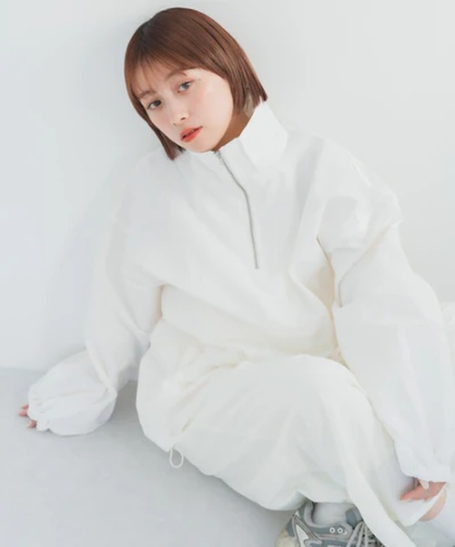 merrylatte(メリーラテ)の「アノラックパーカー【IROHANI】(パーカー・レディース・ホワイト/ブラック・FREE)」の1枚目の写真