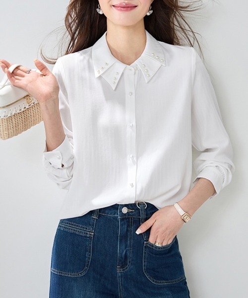 ONEP STAR(ワンピスター)の「パール調×織り模様デザインブラウス(シャツ/ブラウス・レディース・ホワイト・MEDIUM/LARGE/X-LARGE)」の3枚目の写真