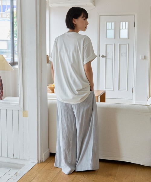 UNE MANSION(ユヌマンション)の「ストライプ柄フロントタックワイドストレートリラックスパンツ(その他パンツ・レディース・グレー/クリーム/オートミール・FREE)」の20枚目の写真