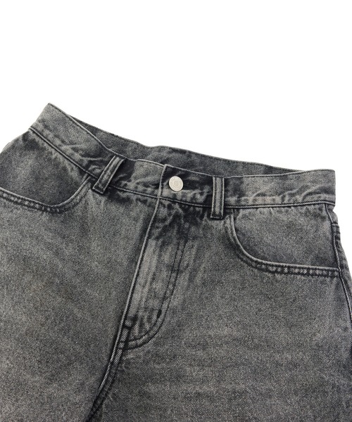 X-girl（エックスガール）の「EMBLEM POCKET DISTRESSED DENIM SHORTS（デニムパンツ・レディース・ブラック/ライトインディゴブルー・S/M）」の17枚目の写真