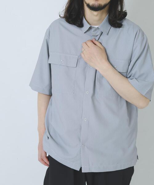 ITEMS URBANRESEARCH（アイテムズ アーバンリサーチ）の「『接触冷感/速乾/イージーケア』高機能ストライプRDB半袖シャツ（シャツ/ブラウス・メンズ・ブラック/ブルー・MEDIUM/LARGE）」の10枚目の写真