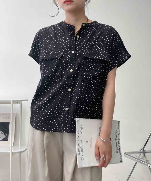 AS KNOW AS plus(アズノゥアズプラス)の「◯ダブルポケット レース切り替えワークシャツ(シャツ/ブラウス・レディース・オフホワイト/ブルー系/ブラック系・FREE)」の12枚目の写真