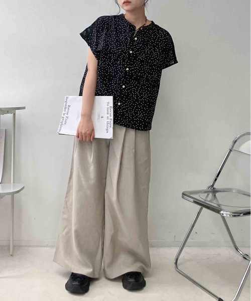 AS KNOW AS plus(アズノゥアズプラス)の「◯ダブルポケット レース切り替えワークシャツ(シャツ/ブラウス・レディース・オフホワイト/ブルー系/ブラック系・FREE)」の17枚目の写真