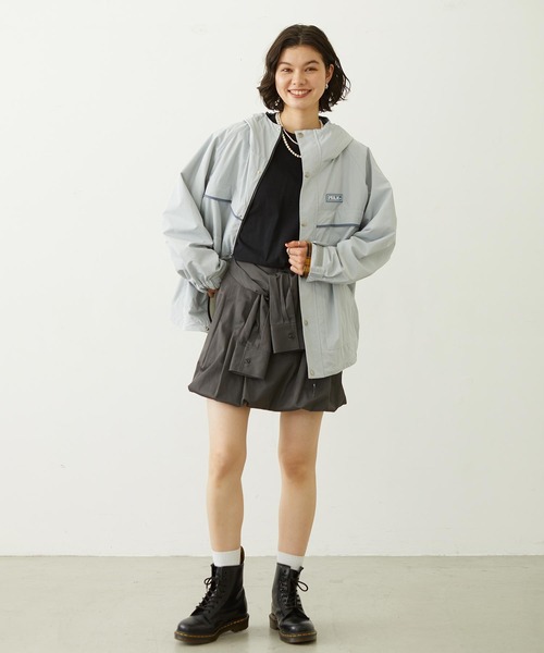 MILKFED.(ミルクフェド)の「WRAP PANEL SKIRT(スカート・レディース・ネイビー/ベージュ/チャコール・M/S)」の17枚目の写真