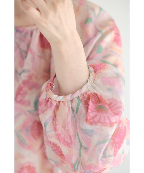 cawaii(カワイイ)の「柔らかな日差しを浴びるガーベラシアーブラウストップス(シャツ/ブラウス・レディース・ピンク・FREE)」の16枚目の写真