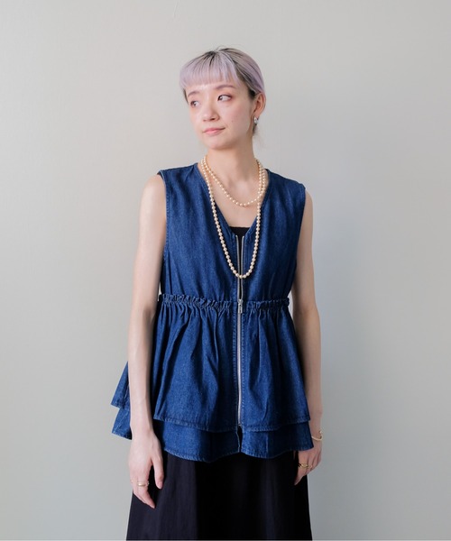 DOLLUPOOPS(ドールアップウップス)の「Frill Denim Zip Vest(フリルデニムジップベスト)(ベスト・レディース・ネイビー/ブラック・FREE)」の3枚目の写真