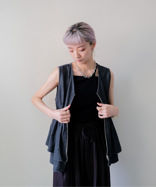 DOLLUPOOPS(ドールアップウップス)の「Frill Denim Zip Vest(フリルデニムジップベスト)(ベスト・レディース・ネイビー/ブラック・FREE)」の16枚目の写真