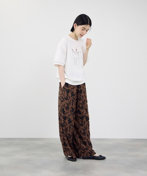 Mac-House(マックハウス)の「【Idnes / イドネス】レーヨンリネン ボタニカル柄 ワイドパンツ(その他パンツ・レディース・オフホワイト/ブラウン・M/L)」の7枚目の写真