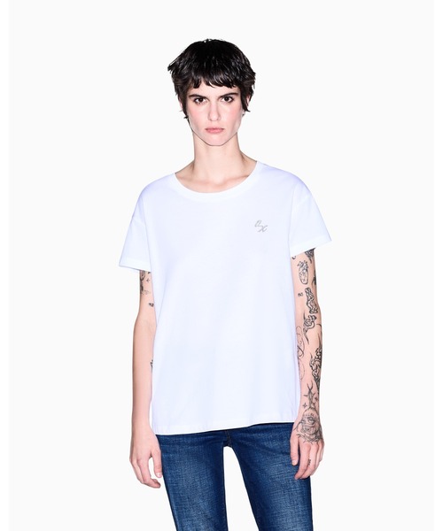 ARMANI EXCHANGE(アルマーニエクスチェンジ)の「【A|X アルマーニ エクスチェンジ】<ZOZO限定>ワンポイントロゴ 半袖クルーネックTシャツ/BOYFRIEND(Tシャツ/カットソー・レディース・ライトベージュ/ホワイト/ブラック・X-SMALL/X-LARGE/SMALL/MEDIUM/LARGE)」の1枚目の写真
