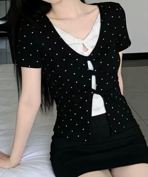 GLAMOROUS JANE(グラマラスジェーン)の「レース切替ドット柄半袖トップス(Tシャツ/カットソー・レディース・ブラック・FREE)」の2枚目の写真