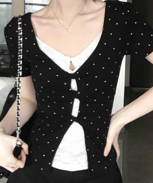 GLAMOROUS JANE(グラマラスジェーン)の「レース切替ドット柄半袖トップス(Tシャツ/カットソー・レディース・ブラック・FREE)」の3枚目の写真