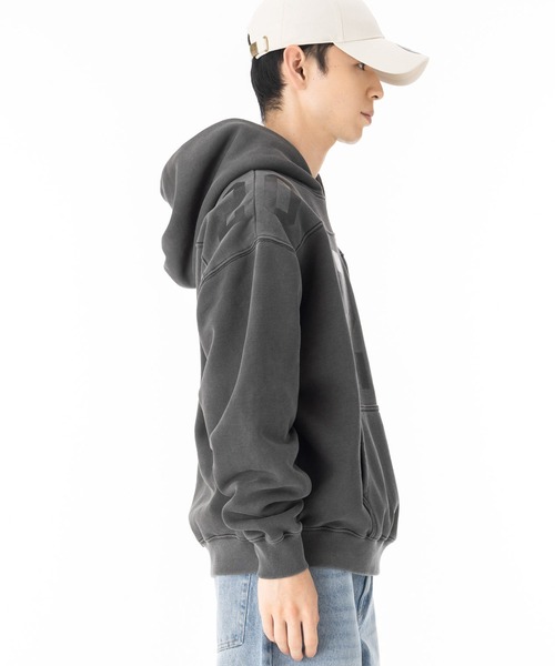 NEW ERA(ニューエラ)の「ニューエラ クロップドスウェットパーカー(パーカー・メンズ・グレー・XXL/XL/L/M/S)」の4枚目の写真