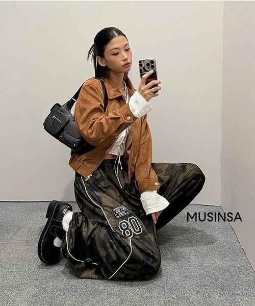 THE MYSTERIOUS HOTEL（ザミステリアスホテル）の「PATCH MESH PANTS [CAMO]（スウェットパンツ・レディース・デザートカモ・FREE）」の11枚目の写真