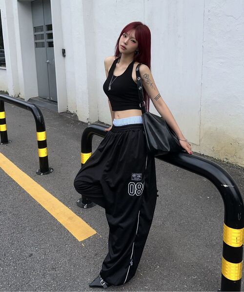 THE MYSTERIOUS HOTEL（ザミステリアスホテル）の「PATCH MESH PANTS [CAMO]（スウェットパンツ・レディース・デザートカモ・FREE）」の13枚目の写真