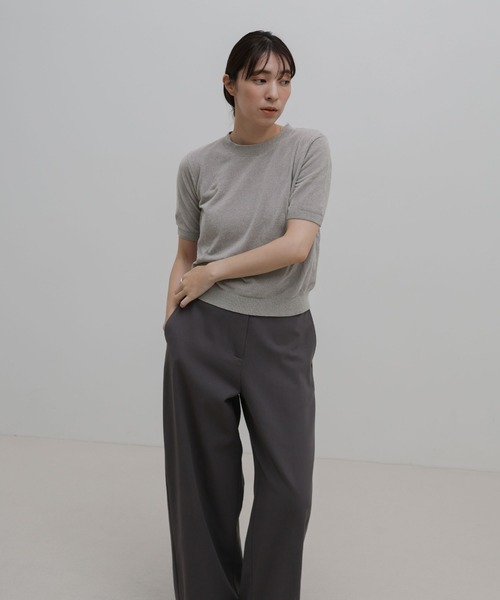 select MOCA(セレクトモカ)の「ベロアモールパフスリーブニット(ニット/セーター・レディース・スミクロ/グレー/アイボリー・FREE)」の17枚目の写真