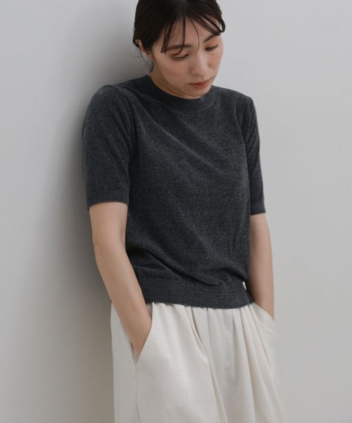 select MOCA(セレクトモカ)の「ベロアモールパフスリーブニット(ニット/セーター・レディース・スミクロ/グレー/アイボリー・FREE)」の7枚目の写真
