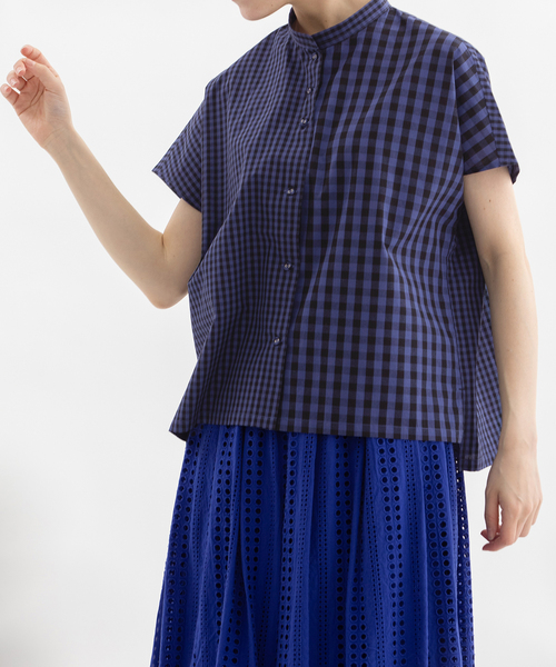 nop de nod(ノップドゥノッド)の「miscスタンドカラーフレンチスリーブシャツ(シャツ/ブラウス・レディース・オフホワイト/キャメル/ダークブルー/スミクロ・M)」の3枚目の写真