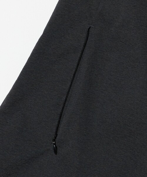 UNITED ARROWS（ユナイテッドアローズ）の「ウェザーコンフォート メランジ シングル 2ボタン ジャケット 撥水 ヨコストレッチ（テーラードジャケット・メンズ・ブラック/ダークグレー・XL/L/M/S）」の9枚目の写真