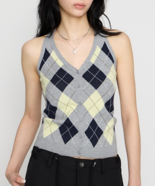 LAGUA GEM（ラグアジェム）の「ARGYLE HALTER NECK トップス（ニット/セーター・レディース・ブラック/ブラウン/グレー・FREE）」の2枚目の写真