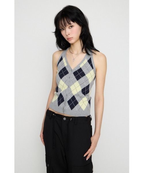 LAGUA GEM（ラグアジェム）の「ARGYLE HALTER NECK トップス（ニット/セーター・レディース・ブラック/ブラウン/グレー・FREE）」の17枚目の写真