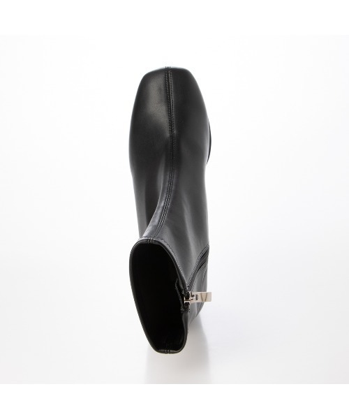 EVOL(イーボル)の「【S-LLサイズ展開・美脚効果あり】9.5cmストームソフトストレッチショートブーツ JB4071(ブーツ・レディース・ベージュ/ブラック系その他/ブラック/アイボリー・S/M/L/LL)」の20枚目の写真