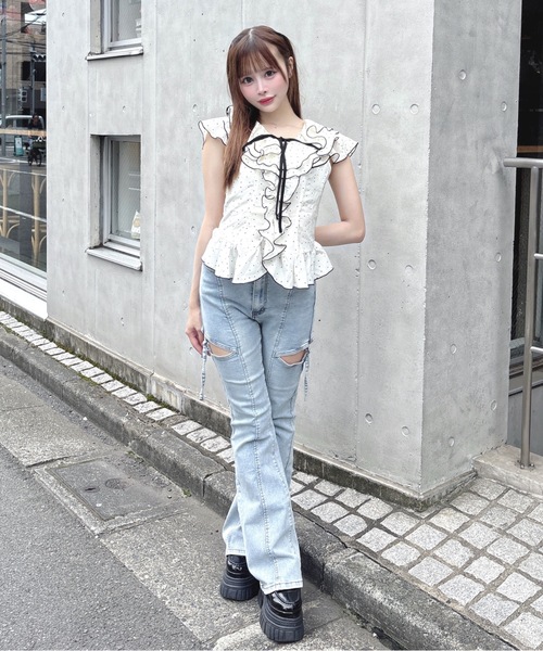 one way（ワンウェイ）の「ラッフルペプラムブラウス（シャツ/ブラウス・レディース・アイボリー/ホワイト/サックスブルー/ホワイト系その他・FREE）」の11枚目の写真