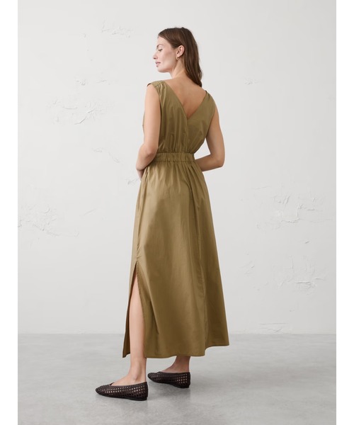 BANANA REPUBLIC FACTORY STORE(バナナリパブリック ファクトリーストア)の「BANANA REPUBLIC FACTORY STORE ポプリンベルト付きマキシワンピース(ワンピース・レディース・オリーブ/その他・L/M/S/XS)」の5枚目の写真