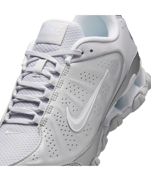 NIKE（ナイキ）の「NIKE/ナイキ WS REAX 8 NSW SL（スニーカー・レディース・シルバー・23.5cm/23cm/22.5cm/24cm/25cm/24.5cm）」の8枚目の写真