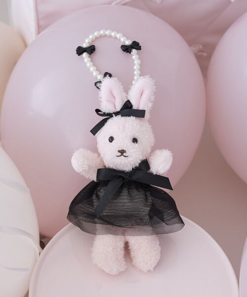 Maison de FLEUR(メゾンドフルール)の「リボンマニアラビットチャーム(キーホルダー・レディース・ピンク・FREE)」の2枚目の写真