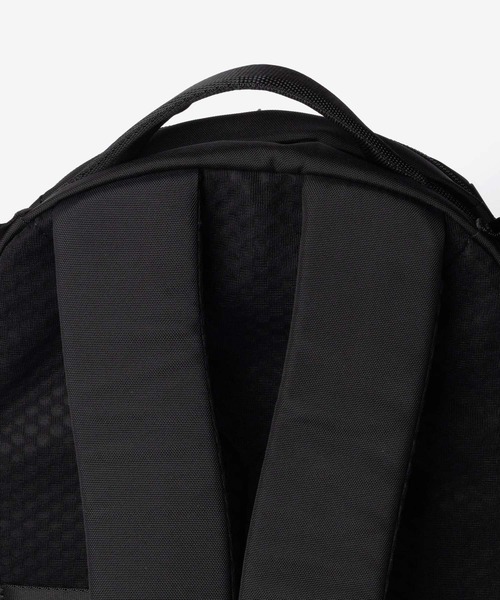 pacsafe(パックセーフ)の「【Pacsafe / パックセーフ】Pacsafe V 16L All-around Backpack / オールアラウンド バックパック リュック 防犯機能(バックパック/リュック・メンズ・ブラック・FREE)」の17枚目の写真