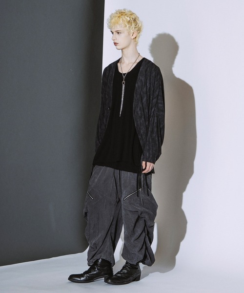NO ID.(ノーアイディ)の「【NO ID.】Dolman Sleeve Cardigan / ドルマン スリーブ カーディガン(カーディガン/ボレロ・メンズ・グレー/ダークグレー/ブラック・ONE SIZE)」の17枚目の写真