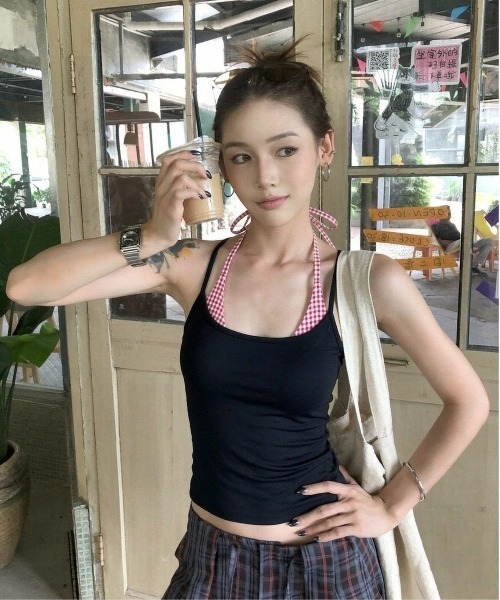FREE STYLISTS(フリー スタイリスト)の「ギャル 韓国風 リボンタイ フェイクレイヤード ノースリーブ トップス 春・秋インナー(ベスト・レディース・グレー/ブラック/インディゴブルー/ホワイト・F)」の17枚目の写真