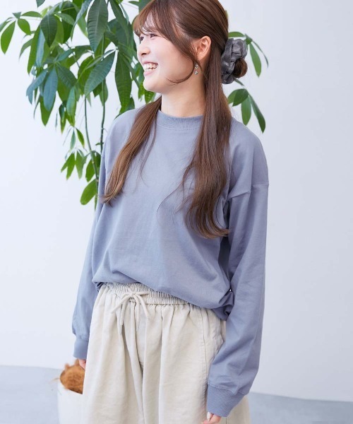 devirock(デビロック)の「綿100% お洗濯してもよれにくい ビッグシルエット 袖リブ 大人 長袖Tシャツ(スムースタッチ)(Tシャツ/カットソー・レディース・ブラック/ブルー系3/ブラック系その他/ピンク系1/ダークグリーン/グリーン系/アイボリー/ピンク系2/グレー系その他/ホワイト・M/L/LL)」の8枚目の写真