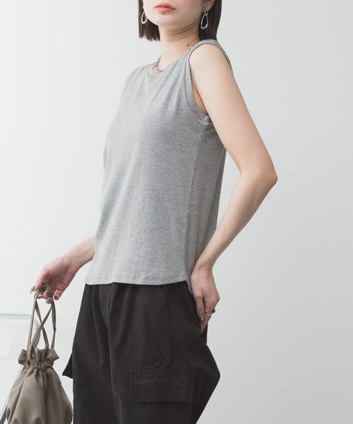 ElegChic(エレグシック)の「ラウンドネックノースリーブトップ(タンクトップ・レディース・ブラック/オフホワイト/カーキ/チャコールグレー/グレイッシュベージュ/杢グレー・4L/XXL/XL/L/M)」の8枚目の写真