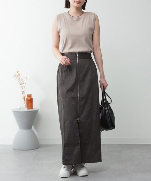ElegChic(エレグシック)の「ラウンドネックノースリーブトップ(タンクトップ・レディース・ブラック/オフホワイト/カーキ/チャコールグレー/グレイッシュベージュ/杢グレー・4L/XXL/XL/L/M)」の22枚目の写真