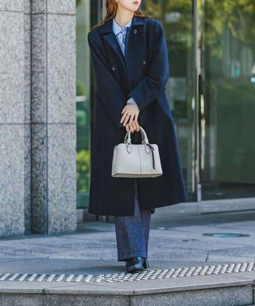 URBAN RESEARCH(アーバンリサーチ)の「センターステッチハンドバッグ(ハンドバッグ・レディース・ブラック/ベージュ/ライトグレー・ONE)」の19枚目の写真