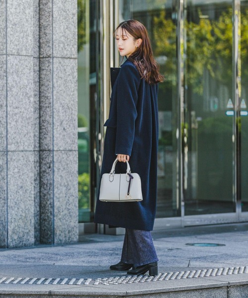 URBAN RESEARCH(アーバンリサーチ)の「センターステッチハンドバッグ(ハンドバッグ・レディース・ブラック/ベージュ/ライトグレー・ONE)」の20枚目の写真