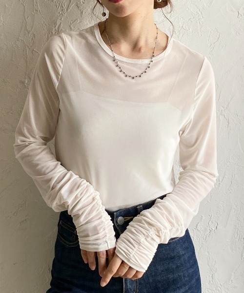 She's Closet(シーズクローゼット)の「クルーネック長袖シャーリング シアートップス ロングTシャツ(Tシャツ/カットソー・レディース・チャコールグレー/ブラック/ホワイト・FREE)」の1枚目の写真