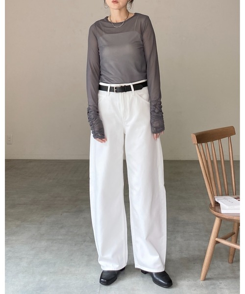 She's Closet(シーズクローゼット)の「クルーネック長袖シャーリング シアートップス ロングTシャツ(Tシャツ/カットソー・レディース・チャコールグレー/ブラック/ホワイト・FREE)」の21枚目の写真