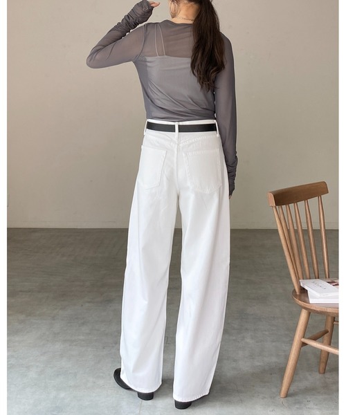 She's Closet(シーズクローゼット)の「クルーネック長袖シャーリング シアートップス ロングTシャツ(Tシャツ/カットソー・レディース・チャコールグレー/ブラック/ホワイト・FREE)」の12枚目の写真