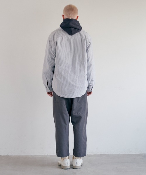 rehacer(レアセル)の「rehacer : Utilized Pocket Pants / ユーティライズド ポケット パンツ(その他パンツ・メンズ・グレイッシュベージュ/ブラック・LARGE/MEDIUM/SMALL)」の5枚目の写真